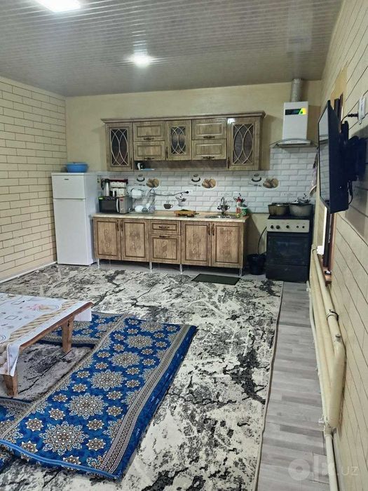 Toshkent tumani Novoiyda Uy sotilad