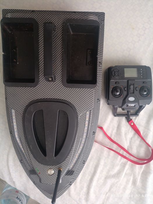 прикормочный кораблик Flytec v900 gps