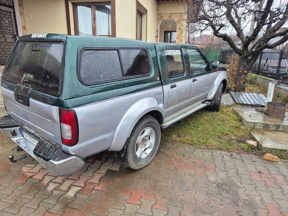 Nissan Navara D22