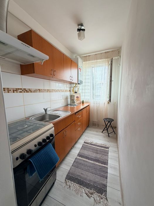 Închiriez apartament 2 camere, centrala proprie, Craiova - zona Școala 30