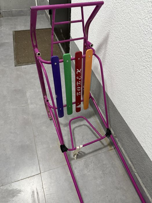 Продам санки