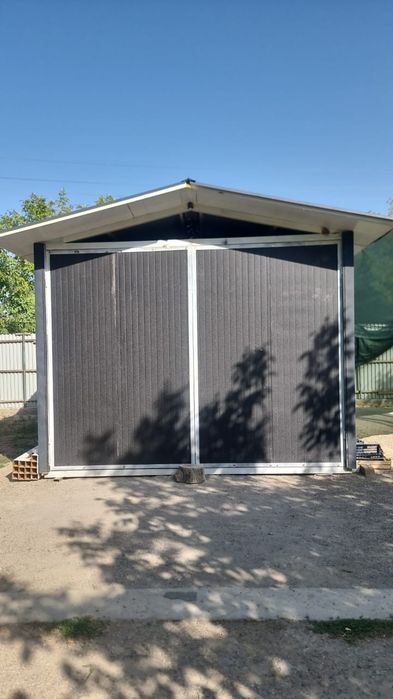 Утепленный гараж из сэндвич-панелей