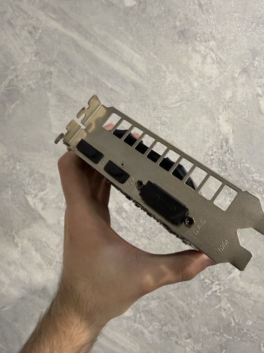 Видеокарта KFA2 GeForce GTX 1050 OC