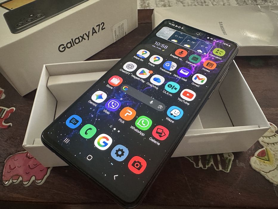 Samsung Galaxy A72 cutie completa