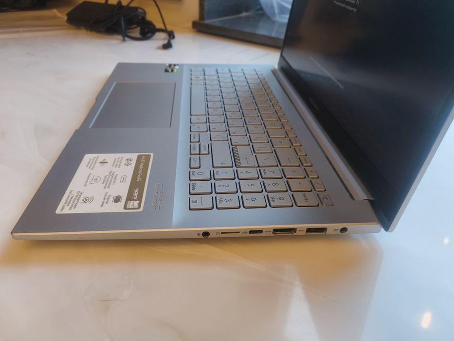 Asus Vivobook pro 15