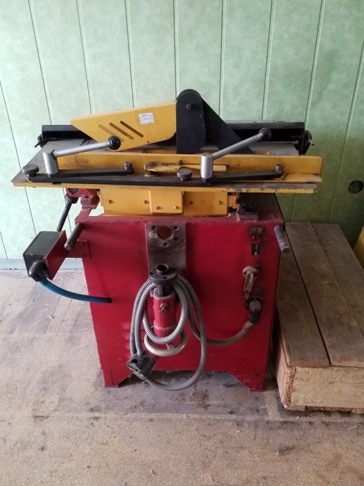 Станок деревообрабатывающий 380в