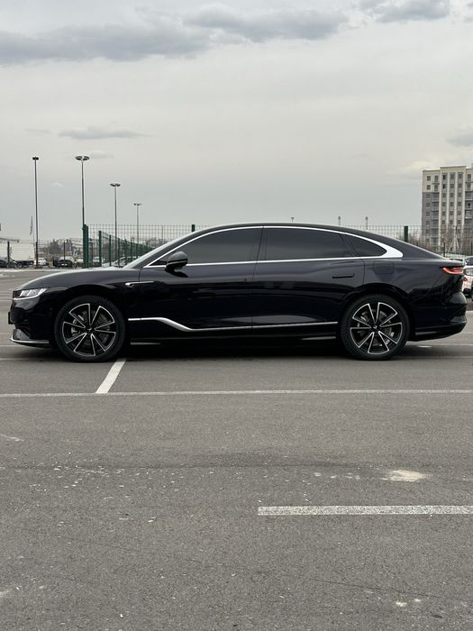 В наличие Voyah passion / Chasing light  2024 PHEV максмал комплектаци