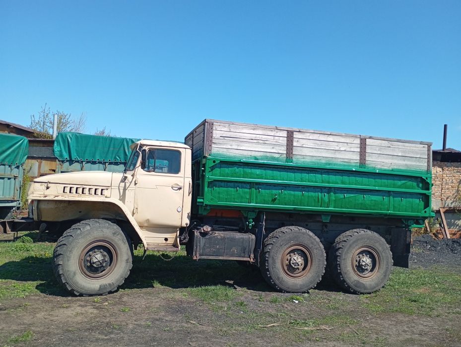 Продам Урал 5557 сельхозник