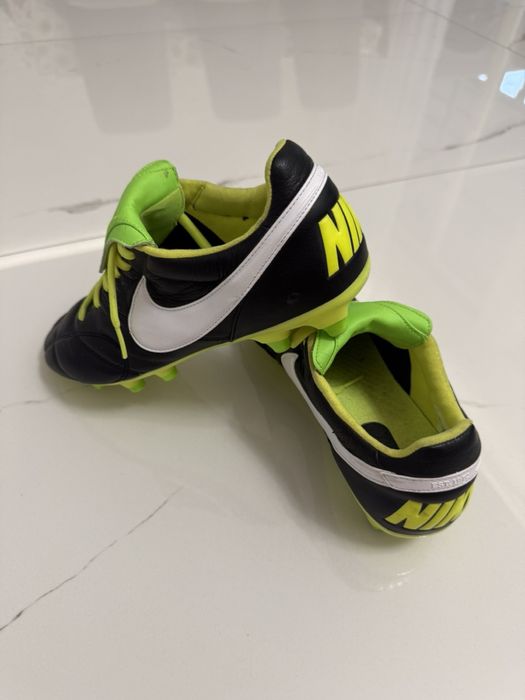 Футболни обувки NIKE N40