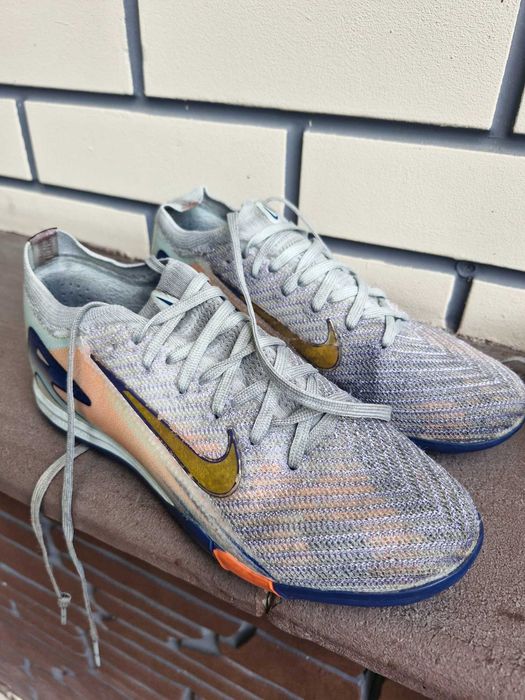 Сороконожки Nike 36 размер