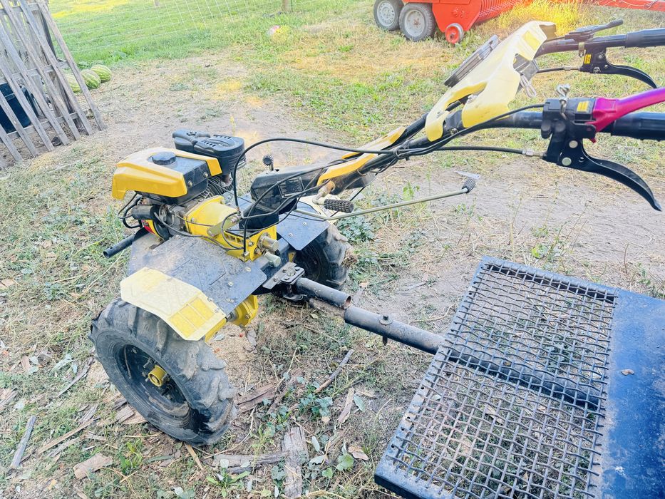 Мотоблок с прицепом вместе