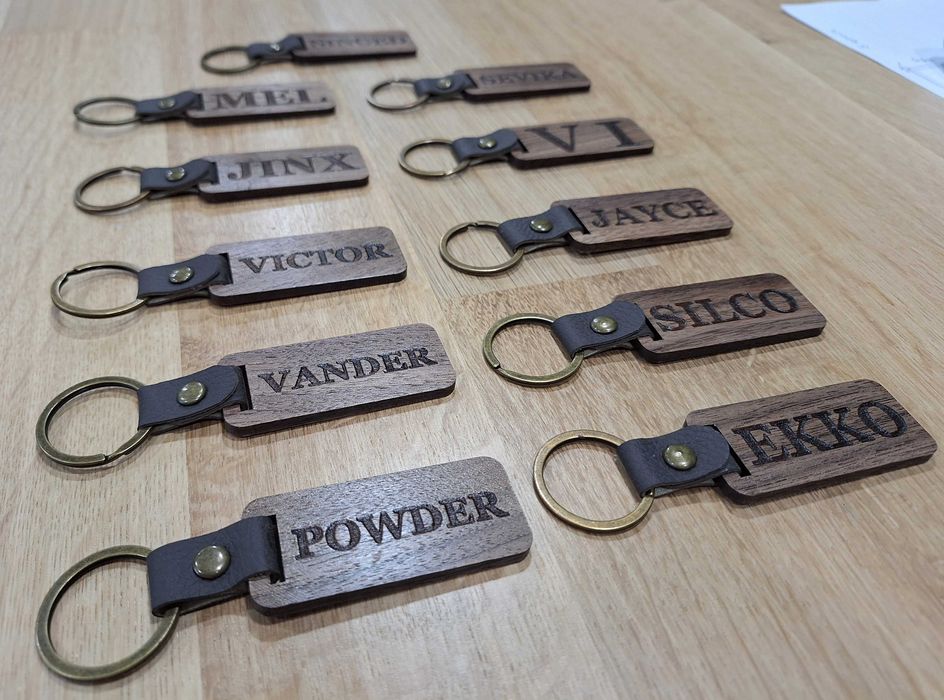 Дървен ключодържател Arcane / League of Legends