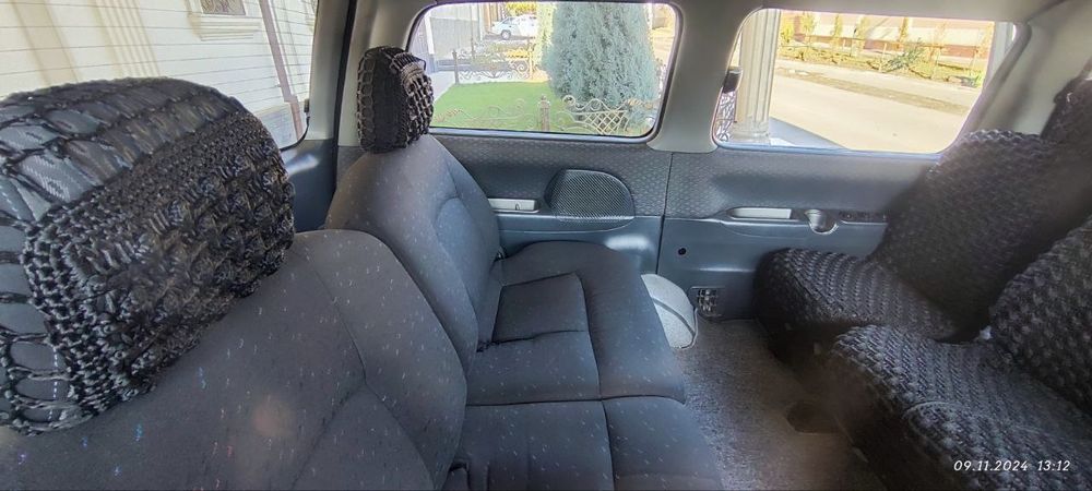 HUNDAY Starex minivan