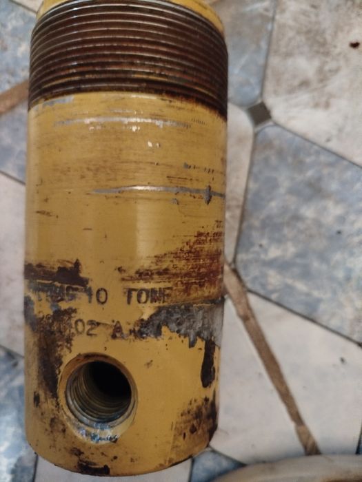 Гидравлический домкрат