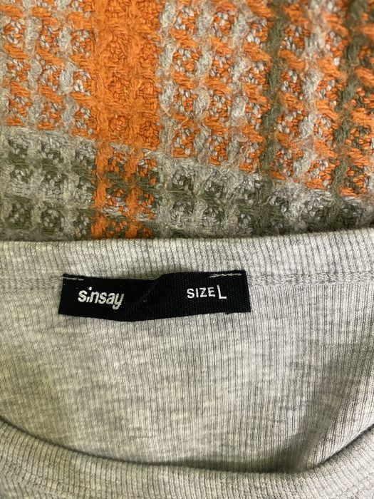 серый удобный топ