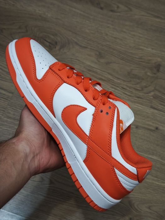 Nike Air Jordan 1 orange