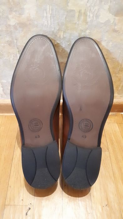 Продам новые  кожанные туфли