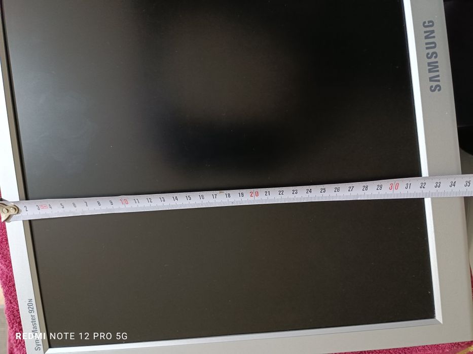 Продам мониторы .