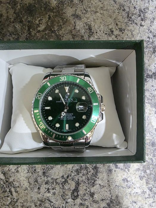 Продам часы Rolex Submariner (Не ориг/китай)