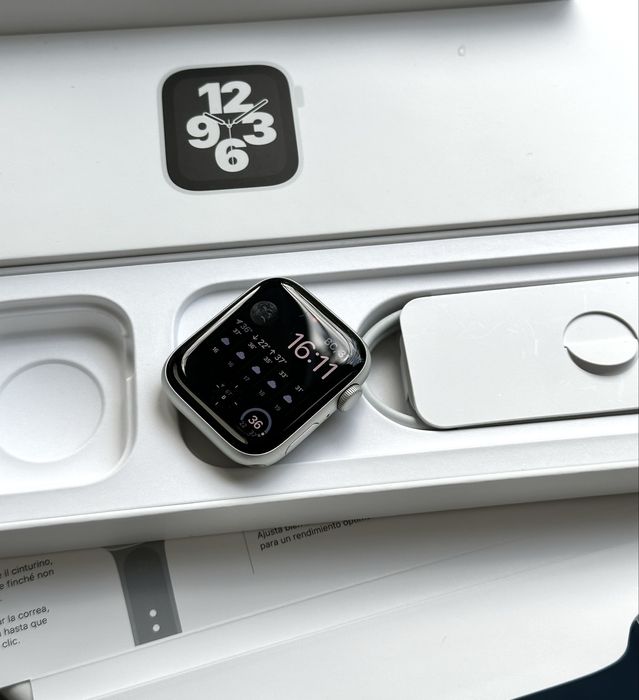 Apple iWatch SE(1) Silver 44mm