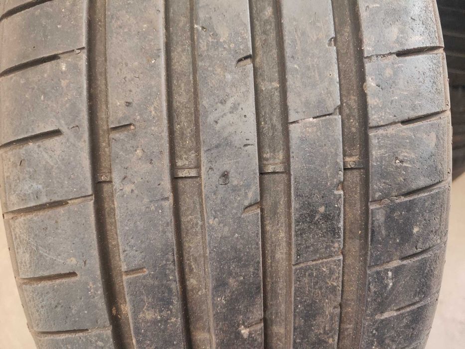 2бр. летни гуми 255/35/20 Goodyear