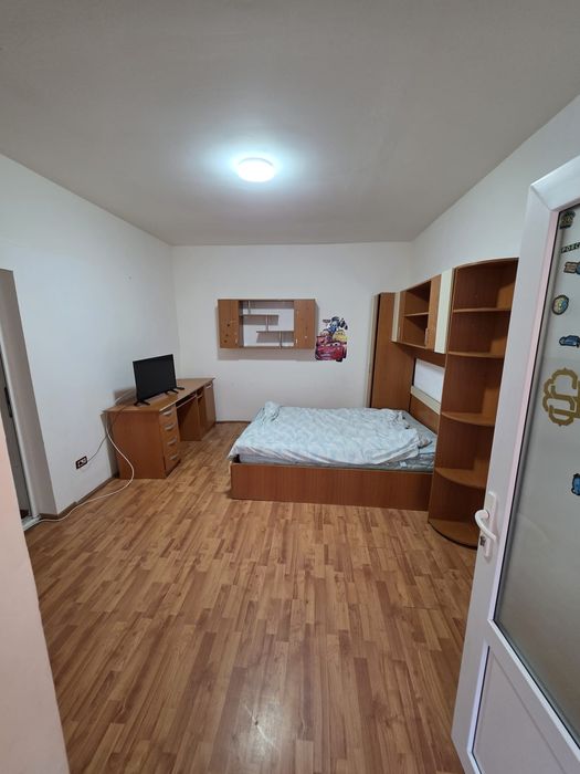 Închiriez casă în comuna Fântânele