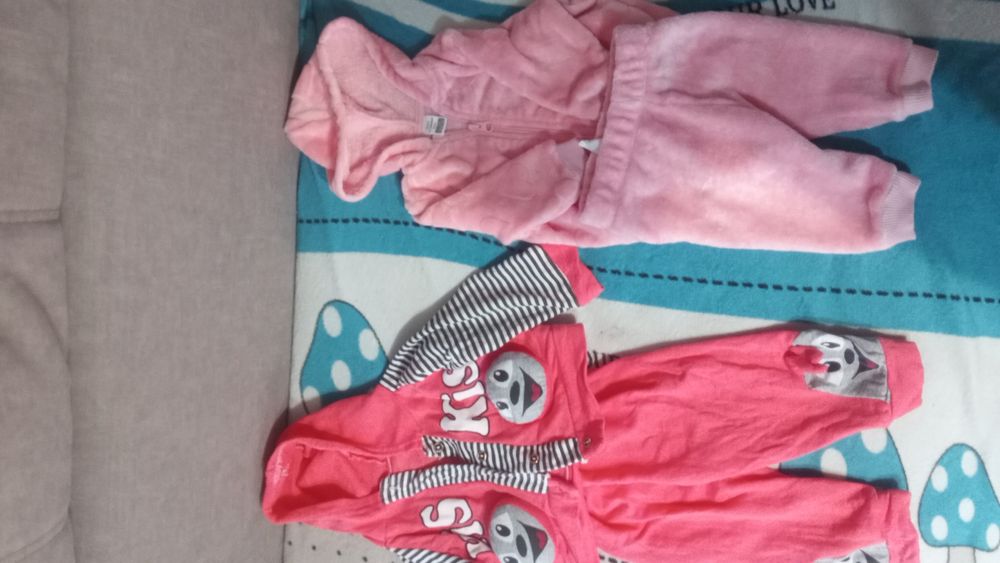 Продам детские вещи