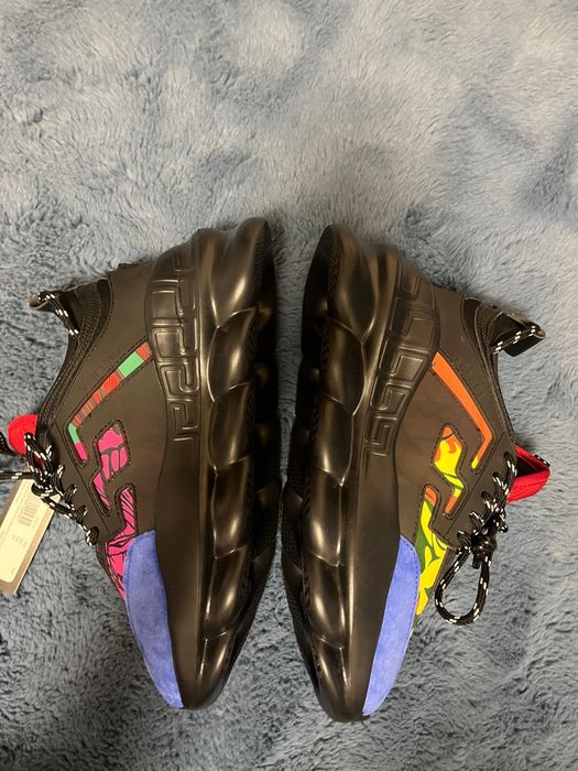 Versace Chain reaction