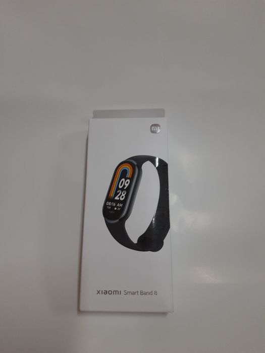Xiaomi Smart Band 8 – NOUĂ, SIGILATĂ în cutie (Ideală pentru cadou)