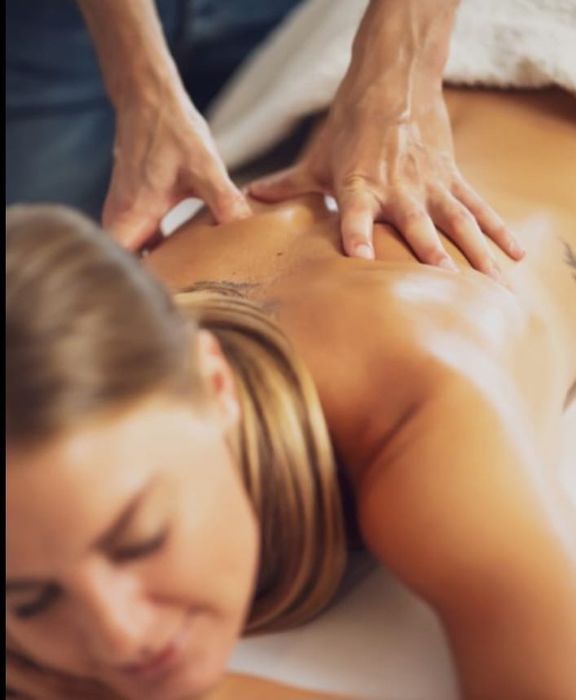 Masaj terapeutic și relaxant anti-stres, spate, lombar, umeri—Cluj