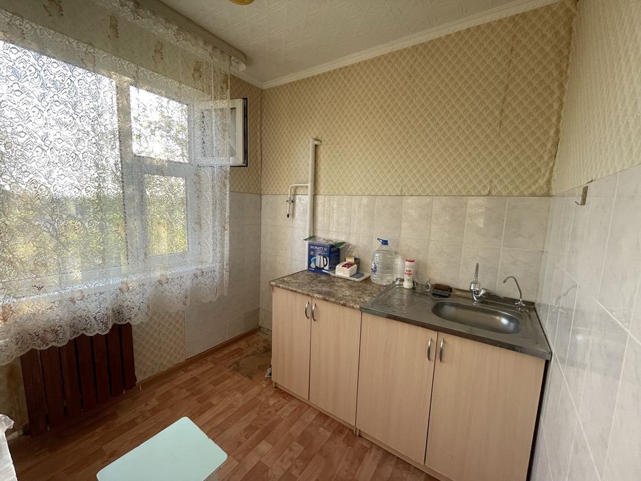 Продаеться 2 - квартира район Электрон
