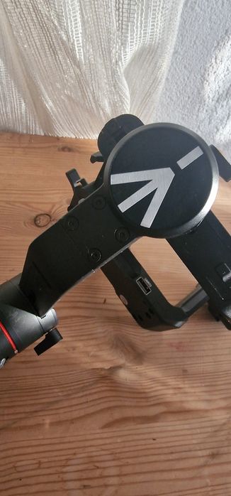 OFERTA! Vand urgent Gimbal Stabilizator DSLR
