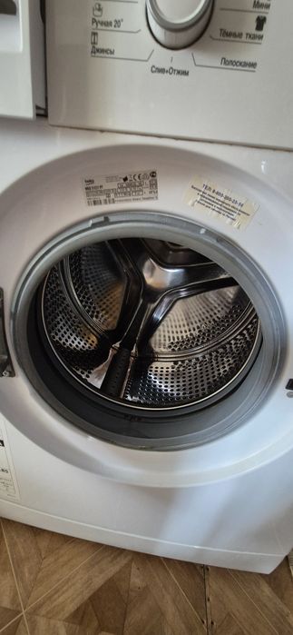 Машинка стиральная