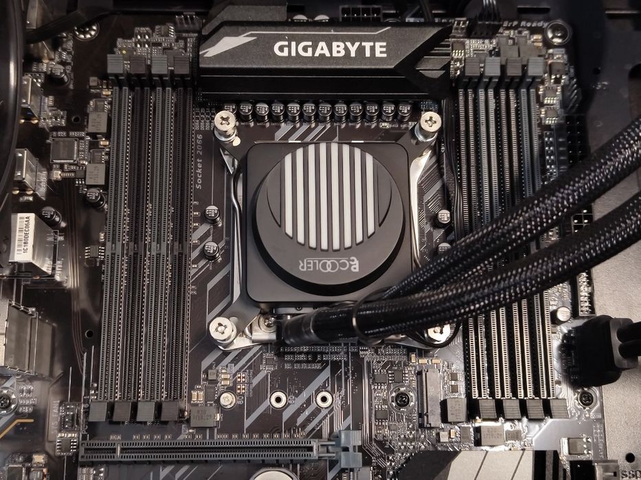 Комплект игровой или для сервера