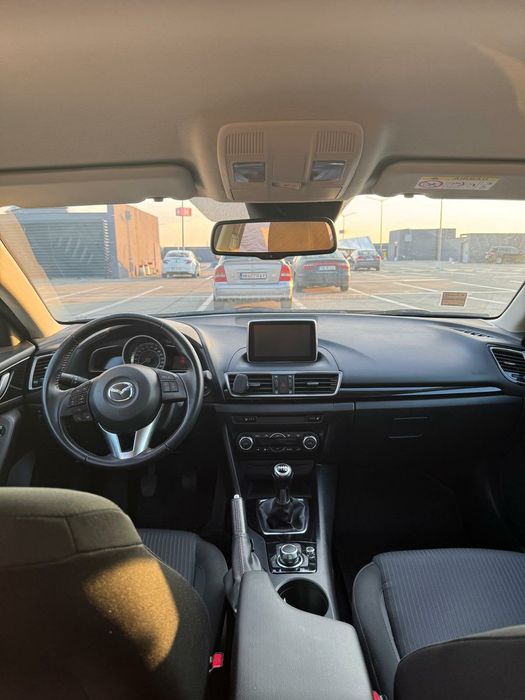 Vand Mazda 3 Sedan 2.0