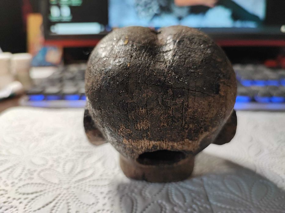 Cap de papusa vintage din lemn