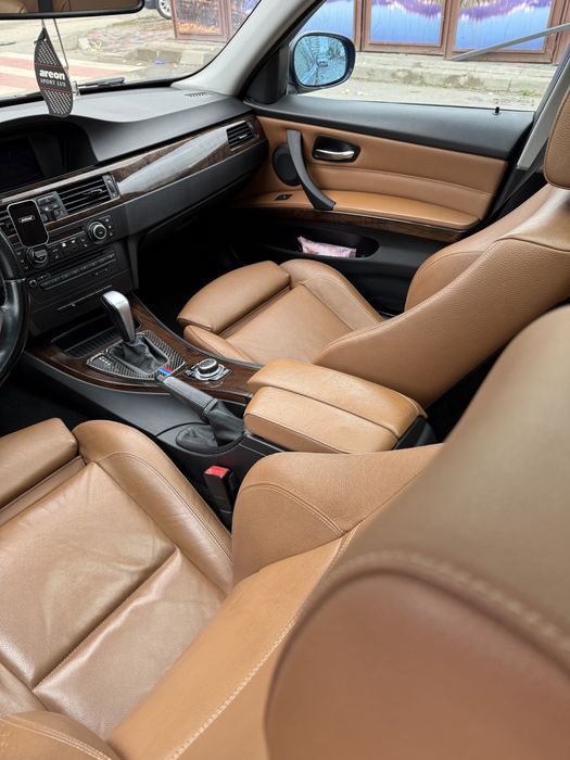 BMW 3 Series 2011 — imagine 3