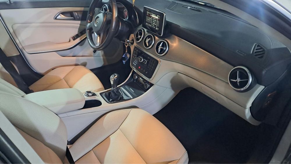 Mercedes CLA 180-proprietar-Variante