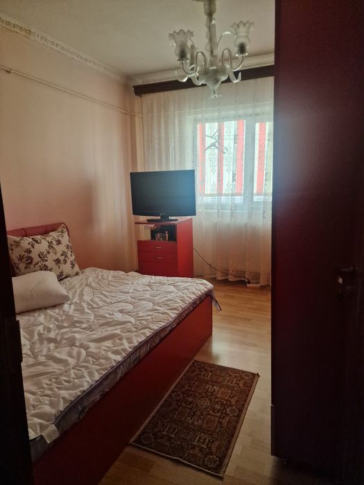 Vand apartament 4 camere,zona centrala,Slobozia