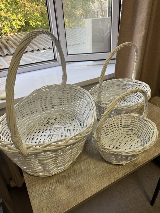Продам 3 корзины для цветов
