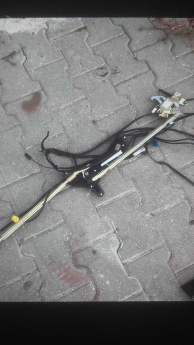 Pistonas plafon tetiere porbagaj decapotare slk r170 r171 cu montaj