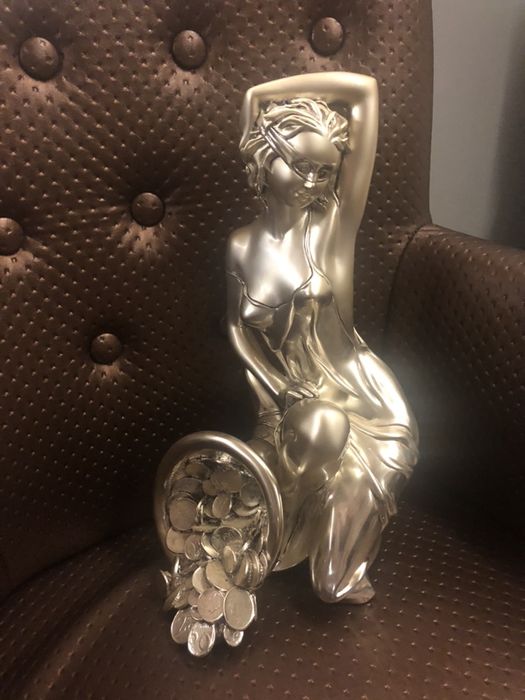 Свещник,статуетка Fortuna