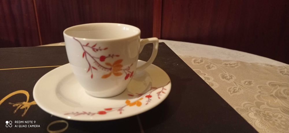 Продавам нов турски сервиз за кафе марка „Порлан”