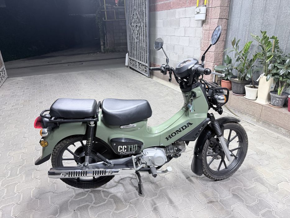 Honda Cross Cub 110 (модель CC110) в зеленом цвете
