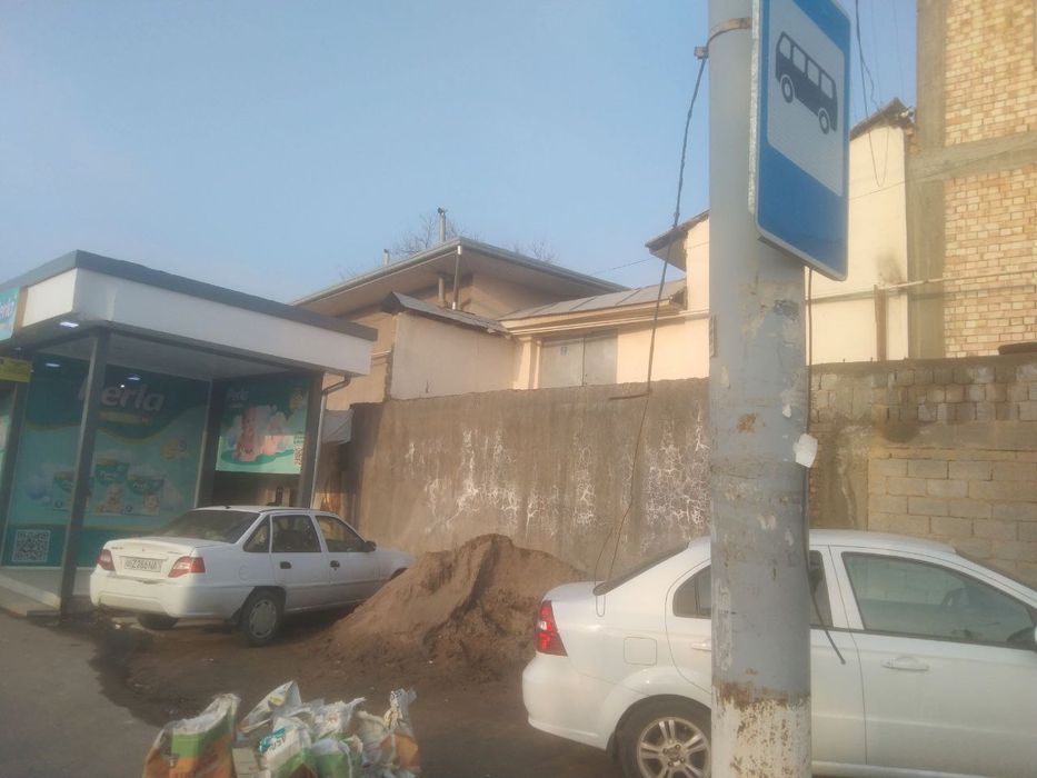 Ховли участка сотилади