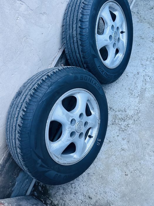 Продам диски с шинами