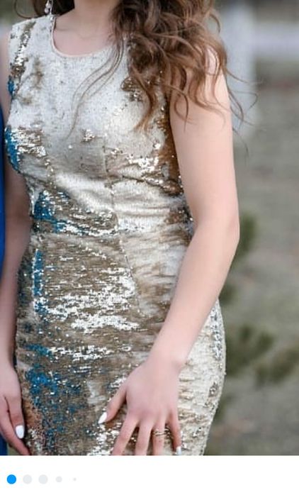 Продается платье