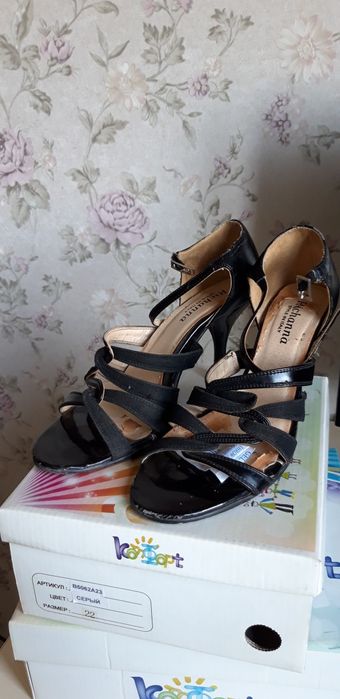 Вечернии классические туфли