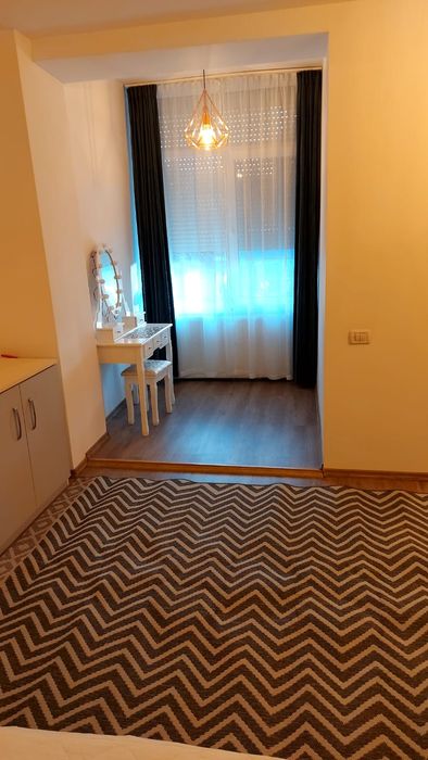 Garsoniera de inchiriat Billa Far