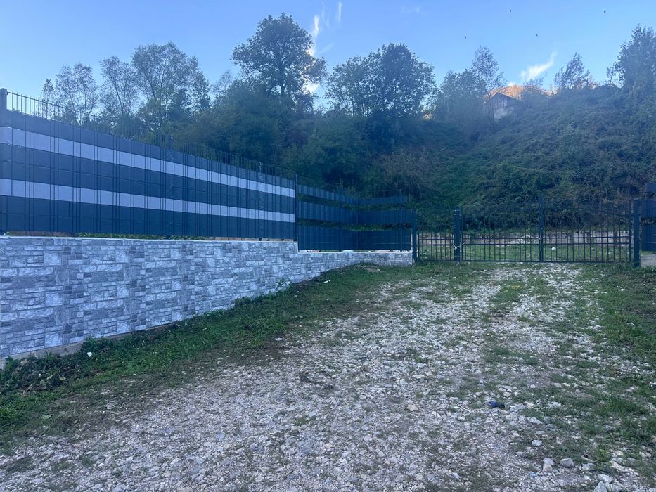 Inchiriez teren imprejmuit